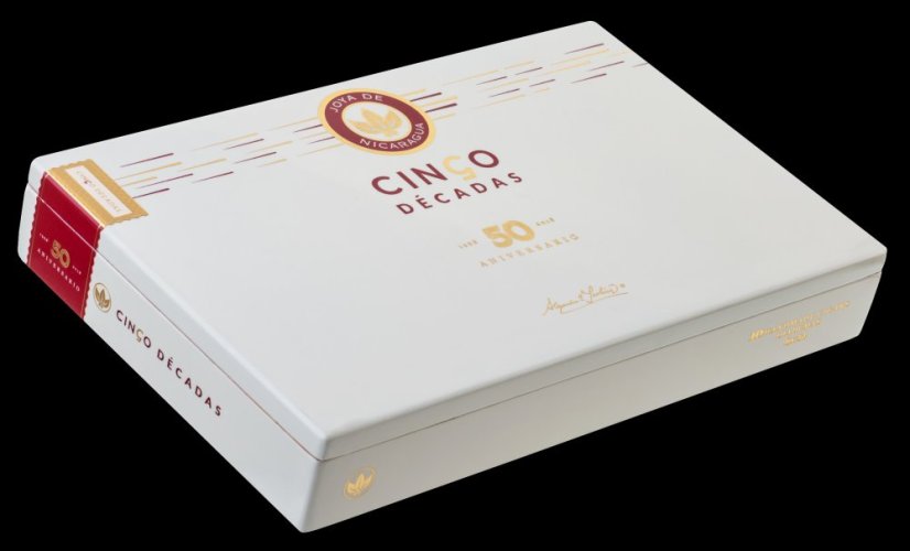 Cinco Decadas El General