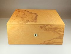Humidor Adorini Salento Olive Burl