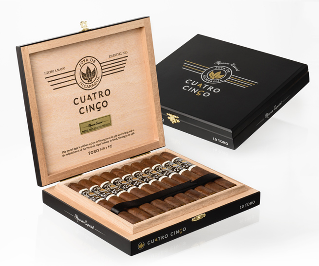 Cuatro Cinco Res. Esp. Dbl. Robusto